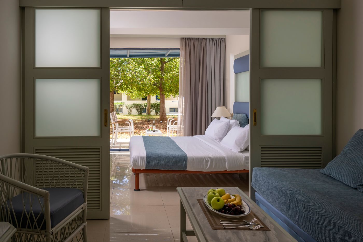 Sunshine-Crete-Beach-Room-30