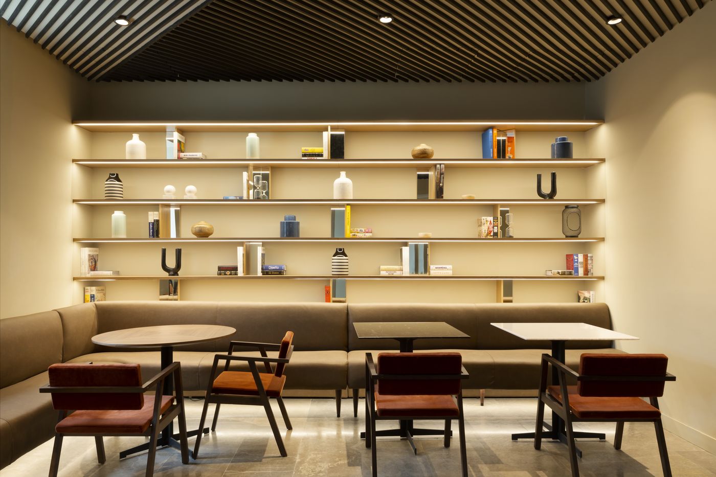 ICON-Embassy-Lobby-12