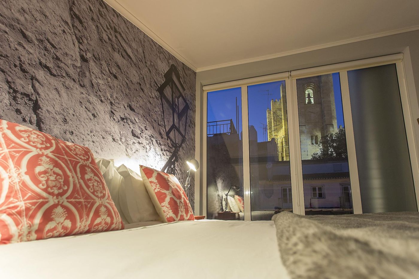 Emporium-Lisbon-Suites-Room-73
