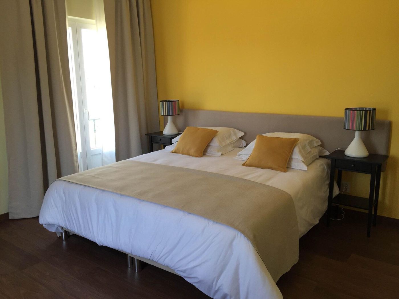 Casa-Do-Alfaro-Room-5