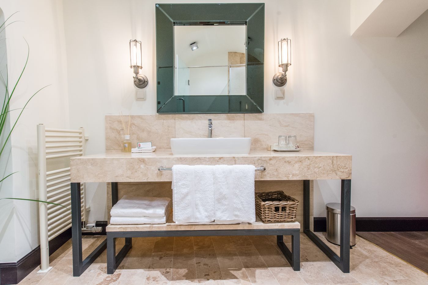 Pest-Buda-Hotel---Design---Boutique-Room-39