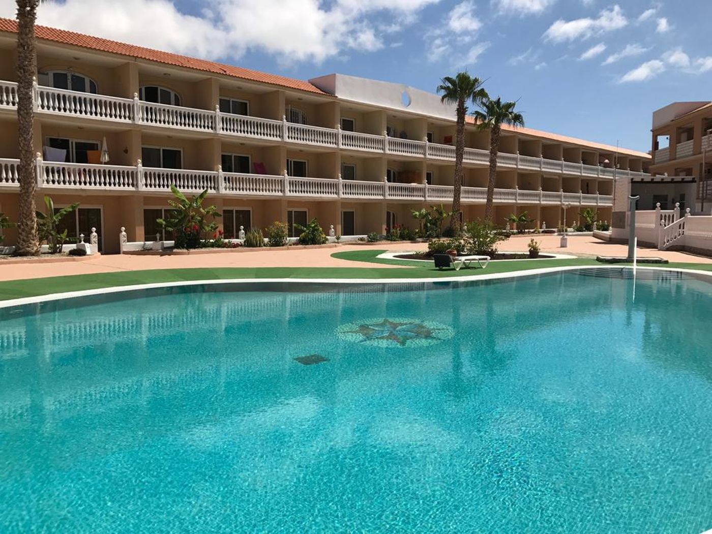 Parque Carolina Apartments