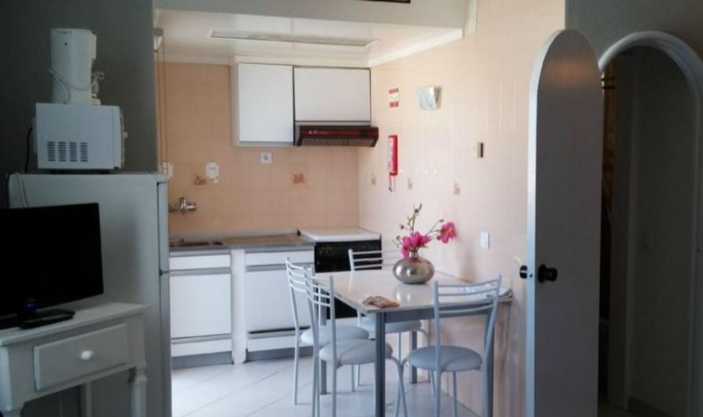 Algar Apartments And Hotel