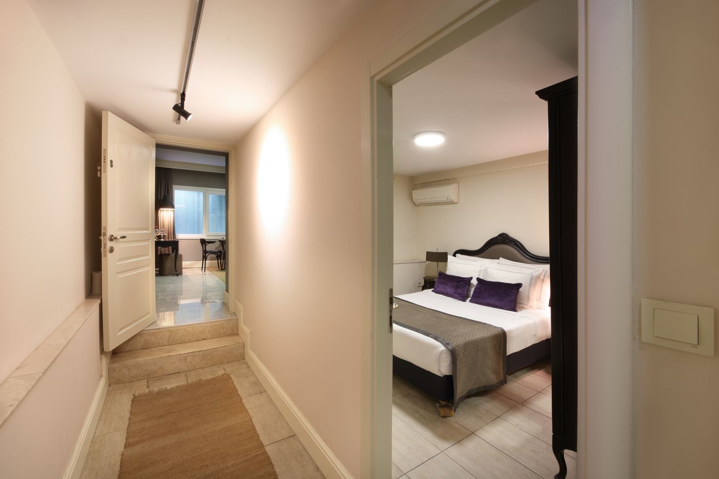 Meroddi Galata Flats-Turkey-Istanbul-Room-4