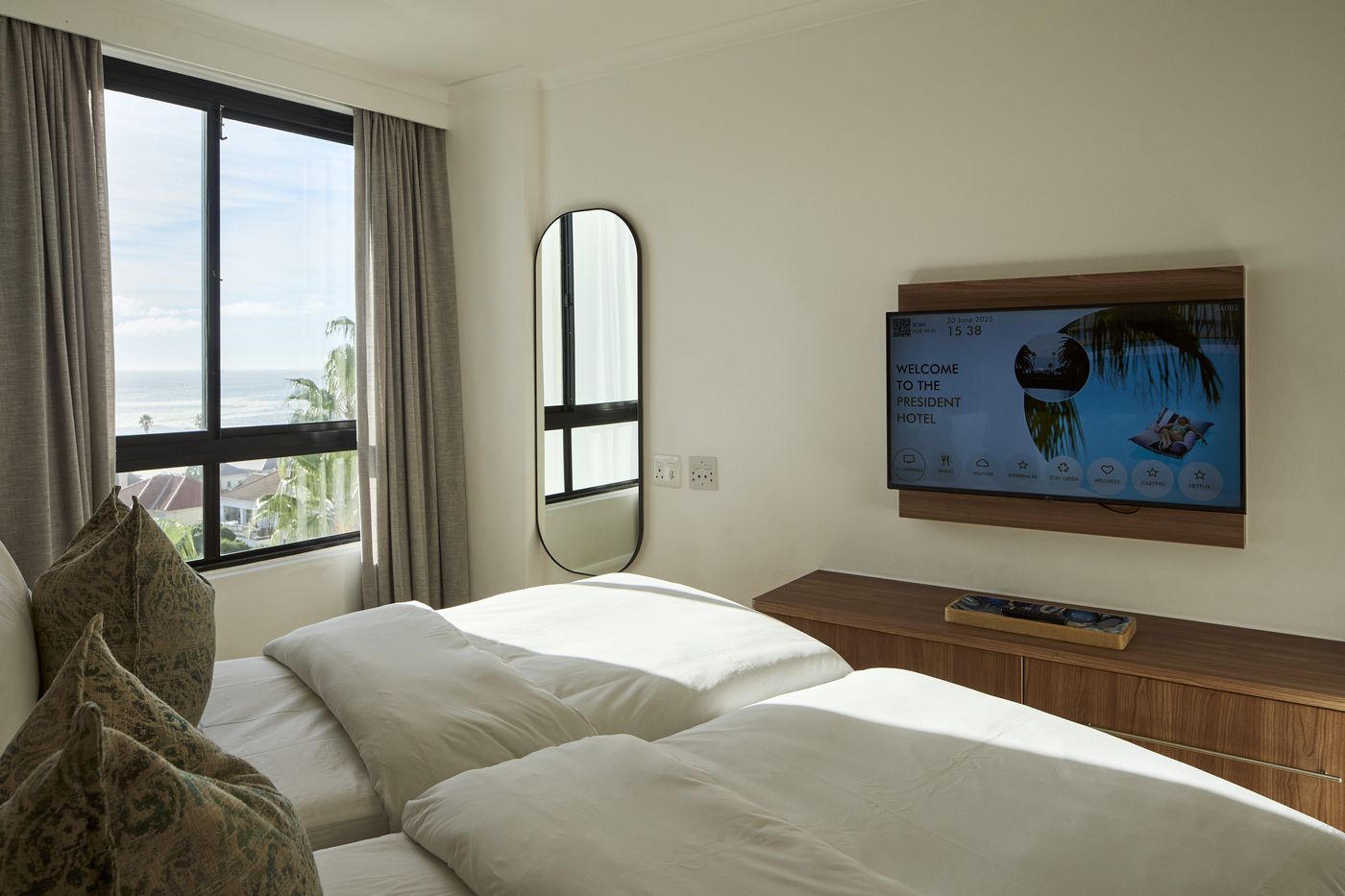 President-Hotel-Room-51