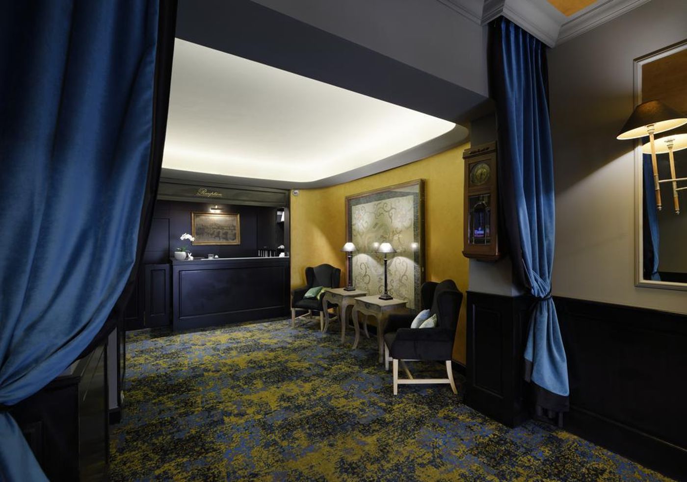 Antik City-Czech Republic-PRAGUE-General view-7