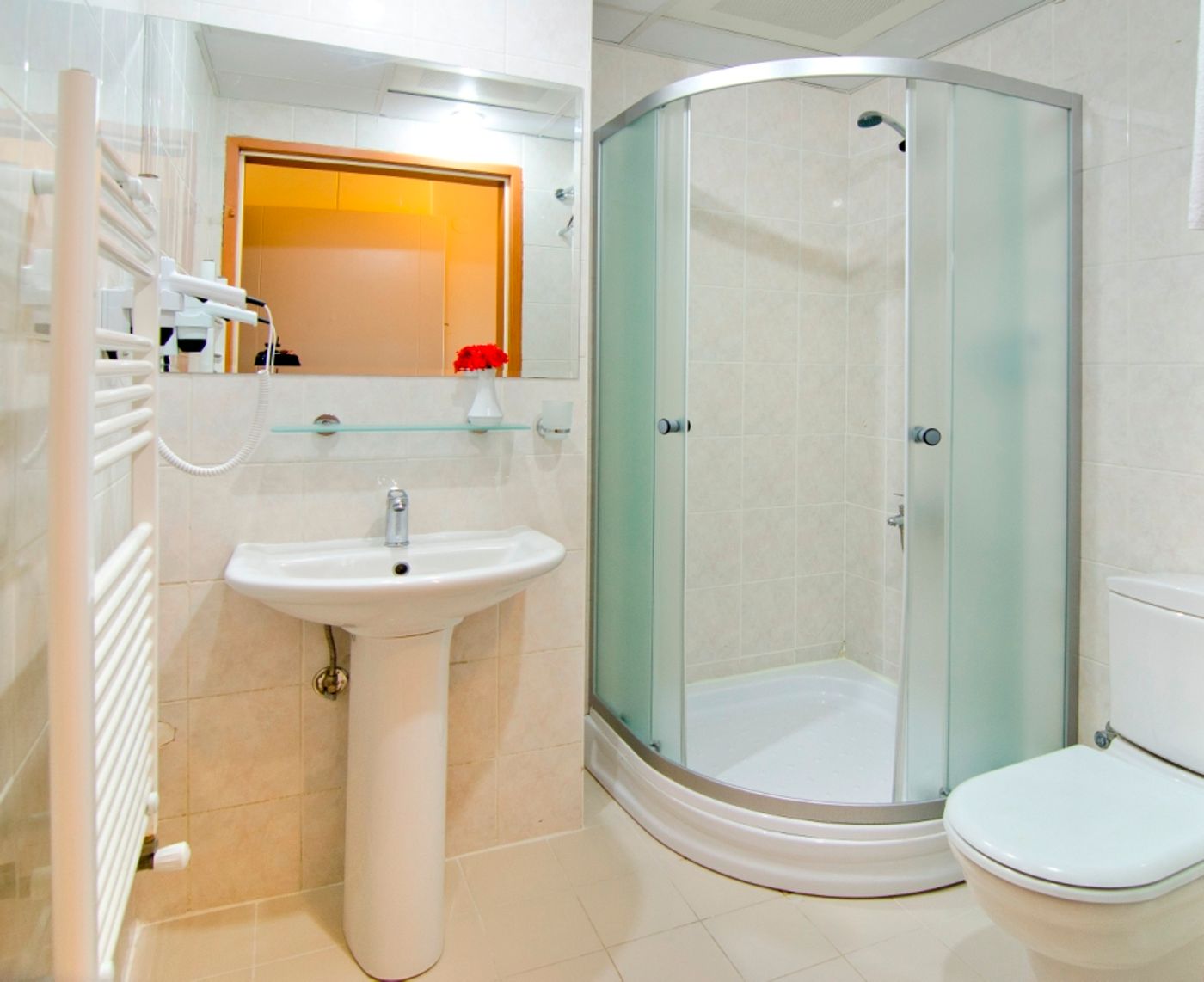 The-Panorama-Hill-Room-15