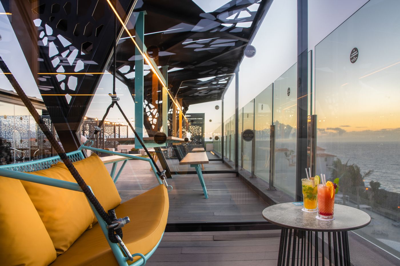 Occidental-Roca-Negra---Adults-Only-Bar-13