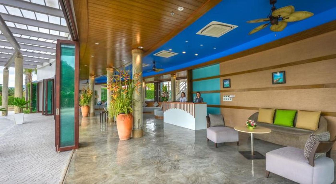 Fishermen-s-Harbour-Urban-Resort-Lobby-32