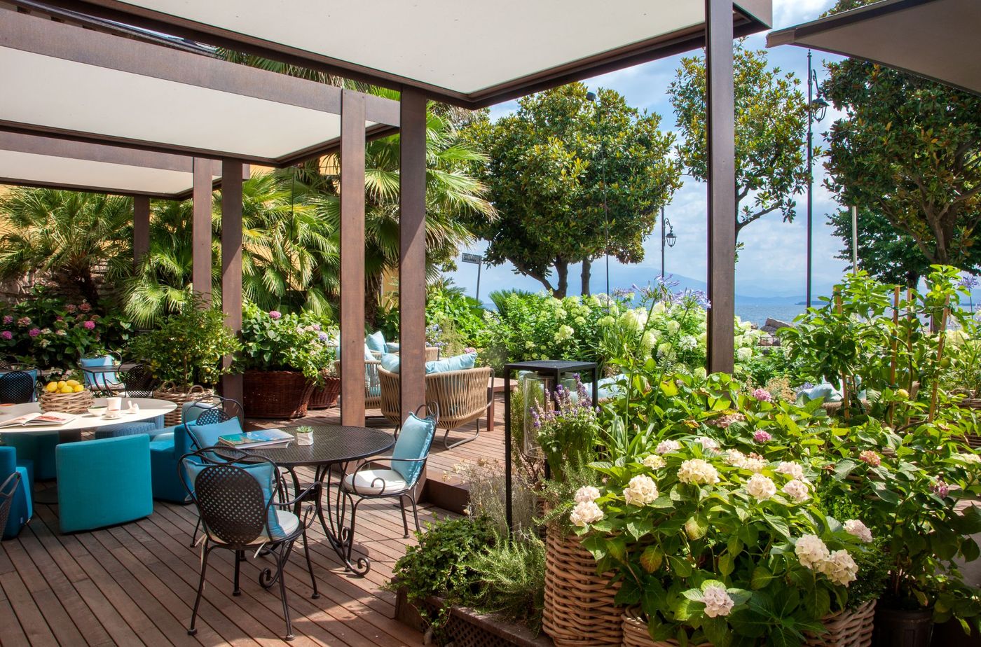Park Hotel-Italy-Desenzano del Garda BS-Terrace-9