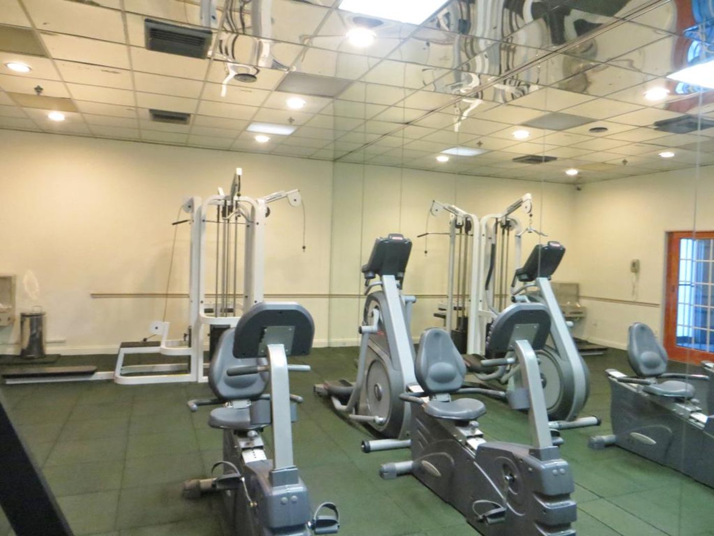 Monumental Movieland