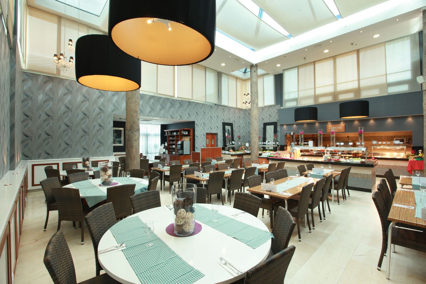 Playa-Feliz-Restaurant-14