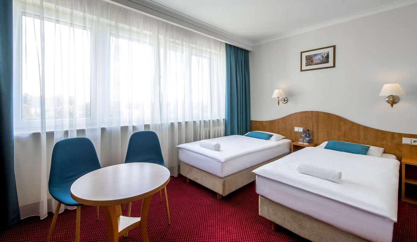 Best-Western-Hotel-Portos-Room-15