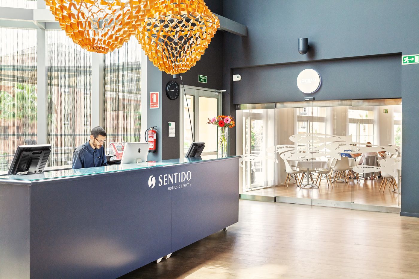 Marble-AMA-Andalucia-Lobby-54