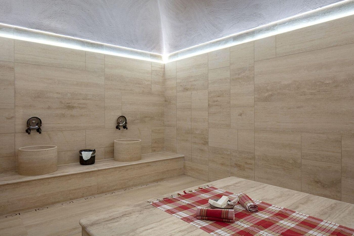 Melas-Hotel-Istanbul-Sports-and-Entertainment-74