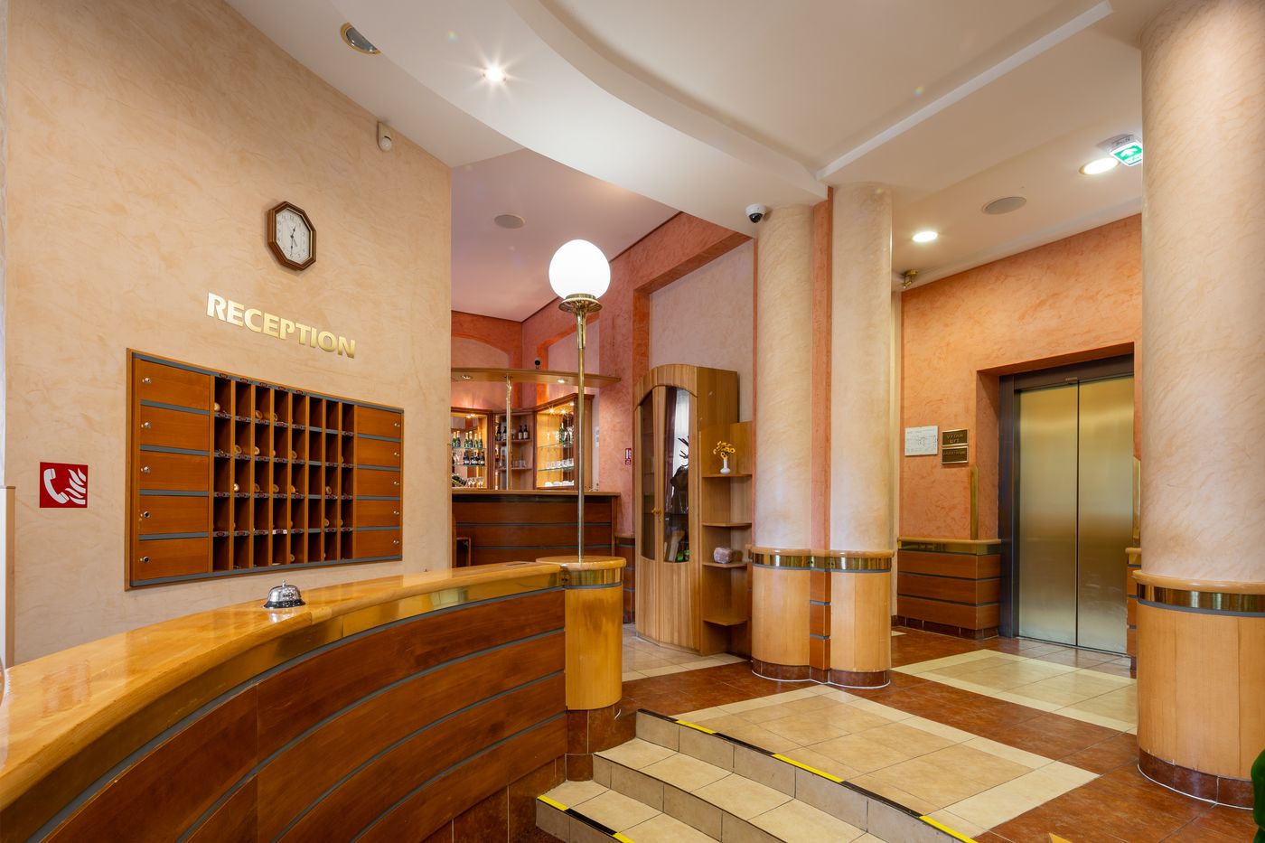 Welness Hotel Jean de Carro-Czech Republic-Karlovy Vary-Lobby-6