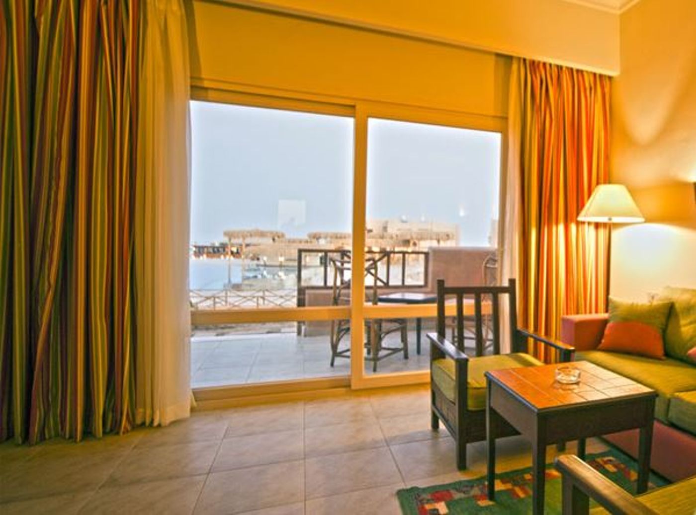 Bliss Laguna Beach Resort