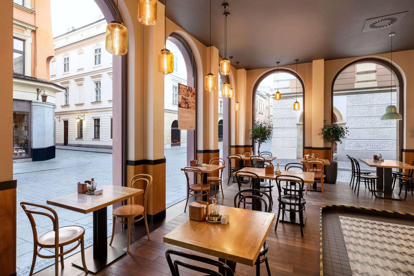 Wyndham-Grand-Krakow-Old-Town-Restaurant-12