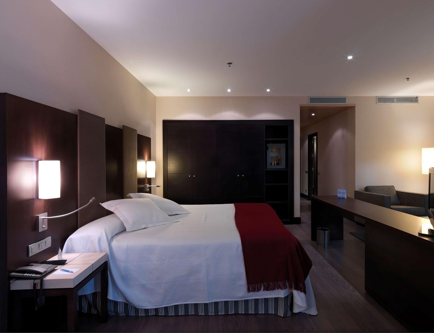 NH-Campo-de-Gibraltar-Room-7