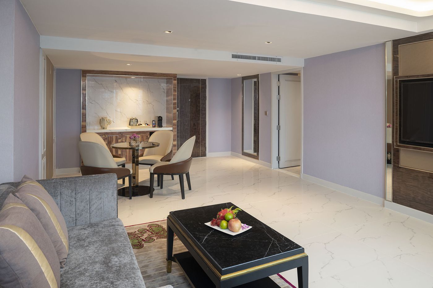 Aira Hotel Bangkok 03