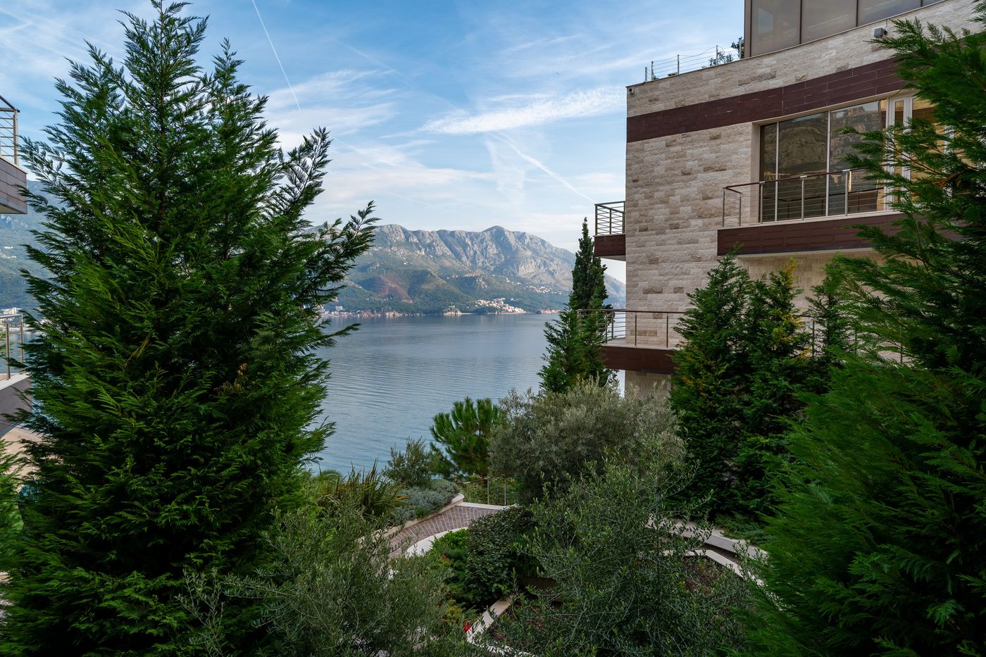 Dukley-Hotel---Resort-Room-8