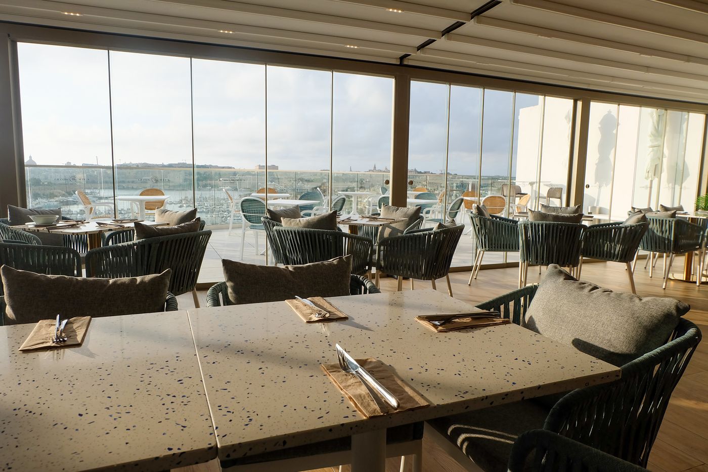 Grands-Suites-Hotel-Residences---Spa-Restaurant-62