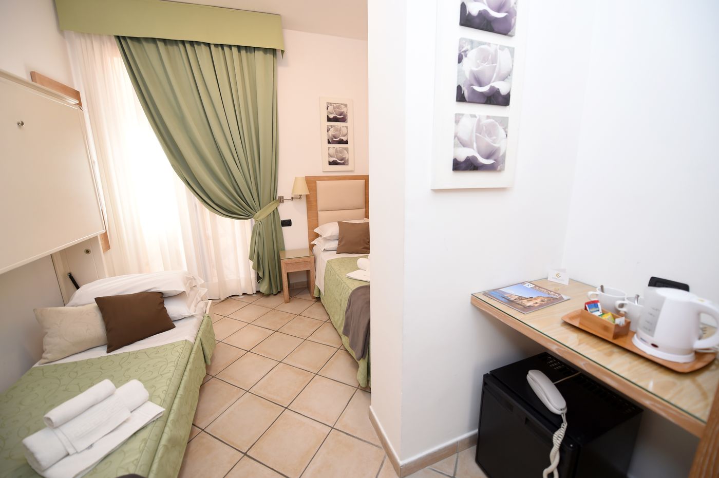 Sorrento-City-Room-52