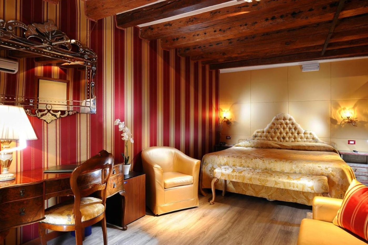 Ca--Marinella-Room-17