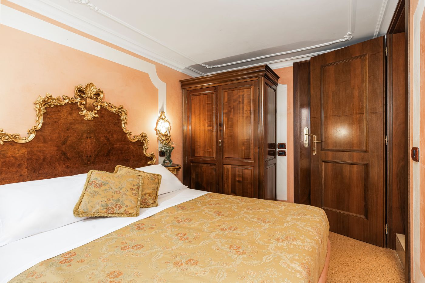 Hotel-San-Moise-Room-22