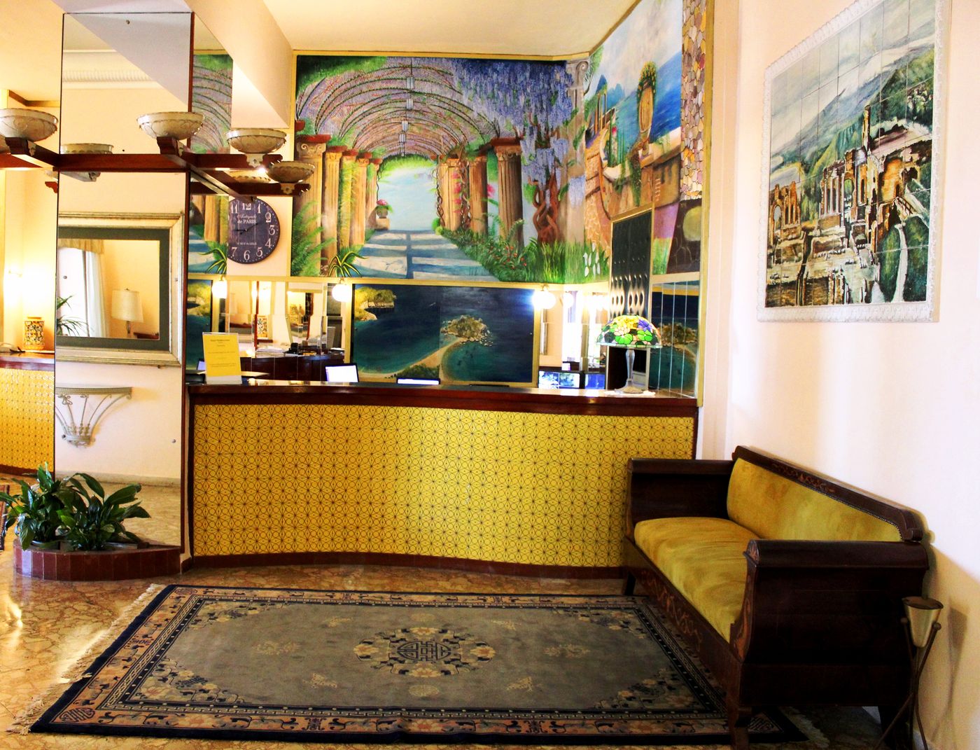 Mediterranee-Hotel-Lobby-24