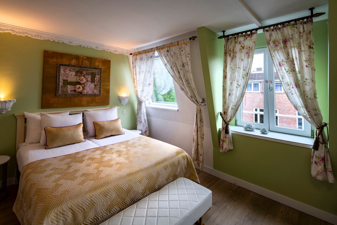 Hotel-Jupiter-Room-32