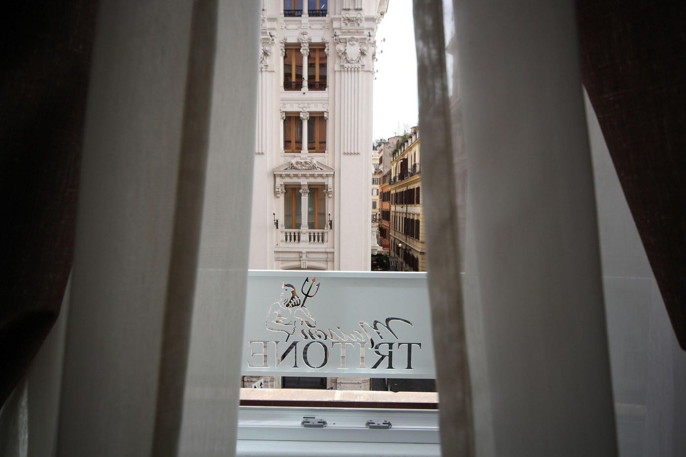 Maison-Tritone-Room-40