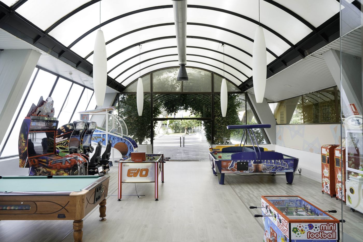 Alua-Golf-Trinidad-Sports-and-Entertainment-46