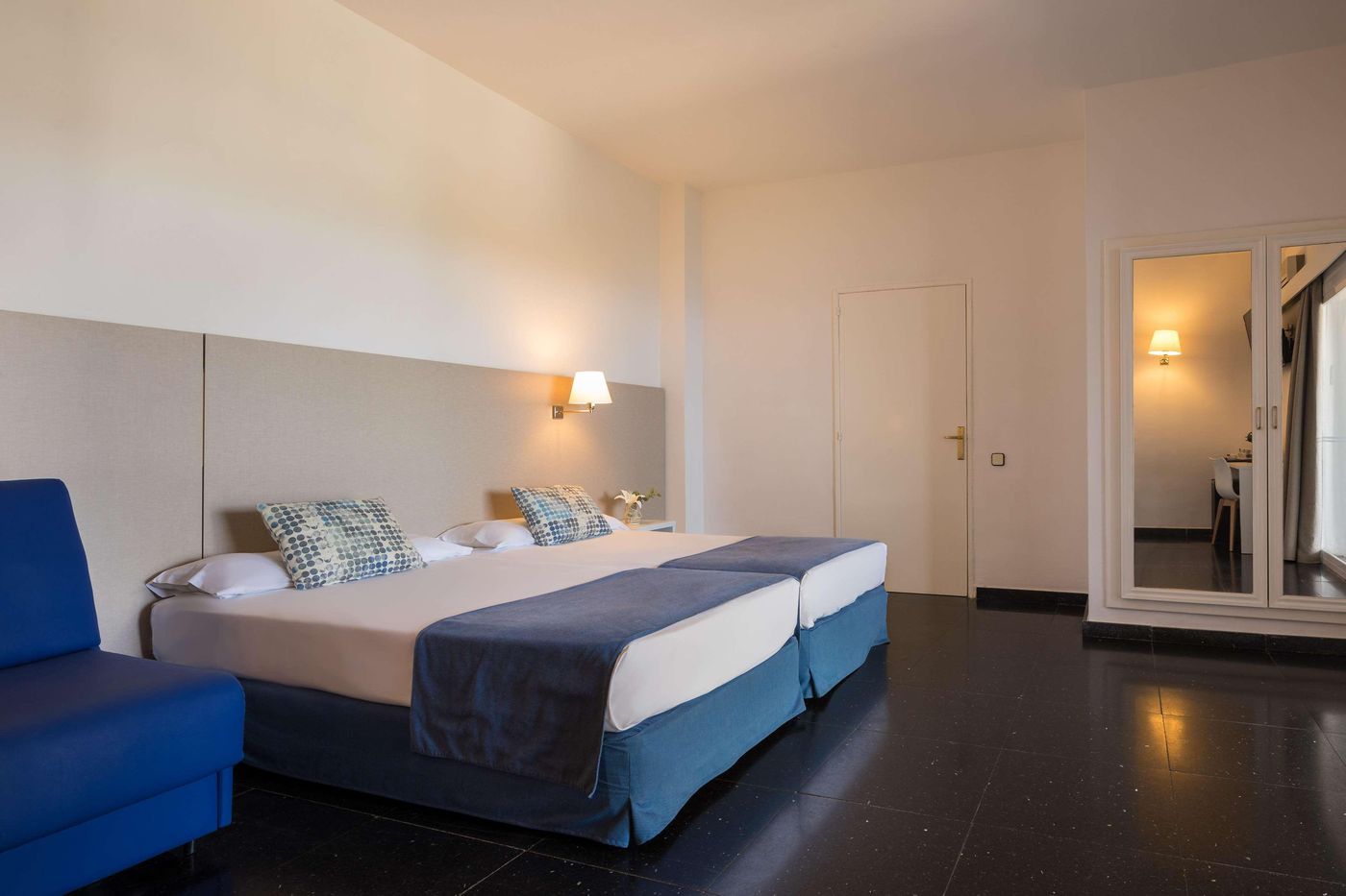 htop-Caleta-Palace-Room-29