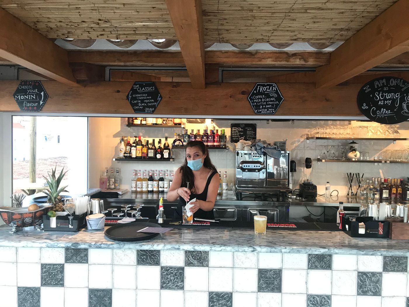 Hotel-Carvoeiro-Sol-Bar-28