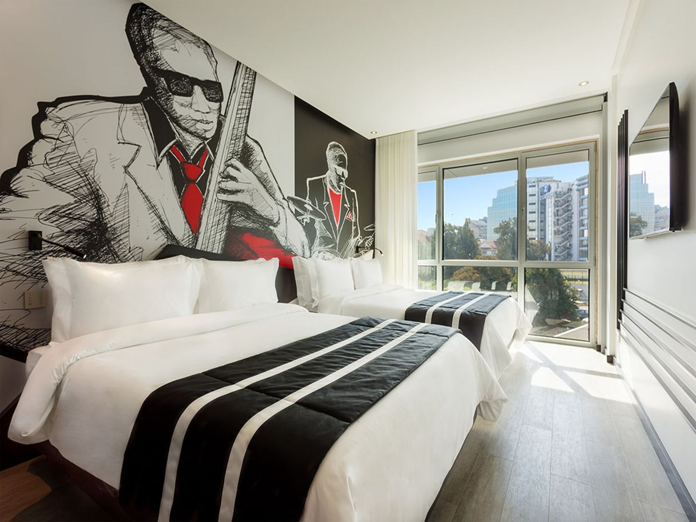 HF-Fenix-Music-Room-25