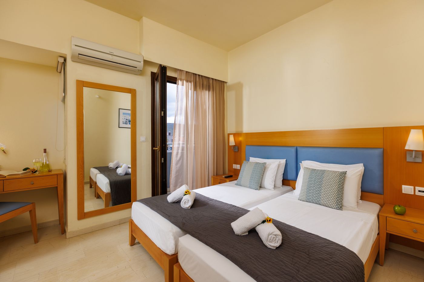 Dimitra-Hotel-Apartments-Room-10
