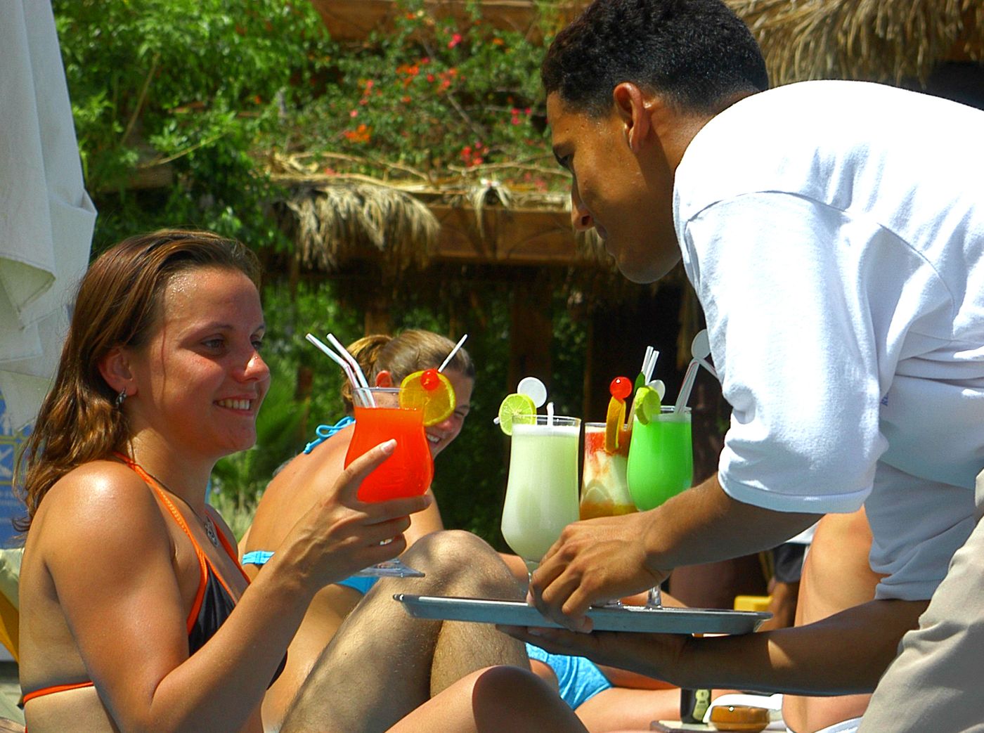 Delta-Sharm-Resort-Bar-42