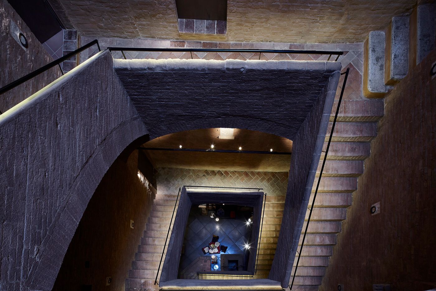 Palazzetto-Rosso-General-view-15