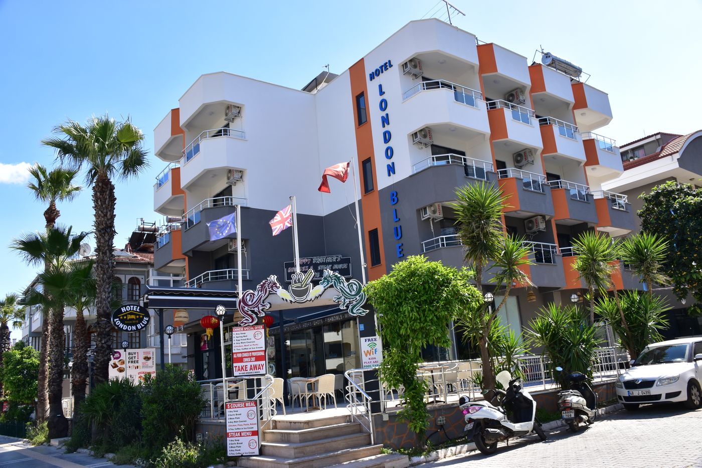 London Blue Hotel 
