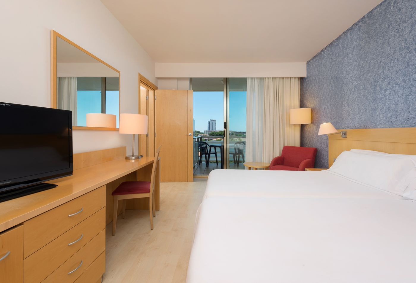 Sol-Port-Cambrils-Hotel-Room-30