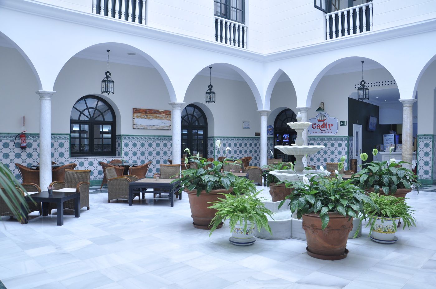 Spa-Senator-Cadiz-Lobby-19
