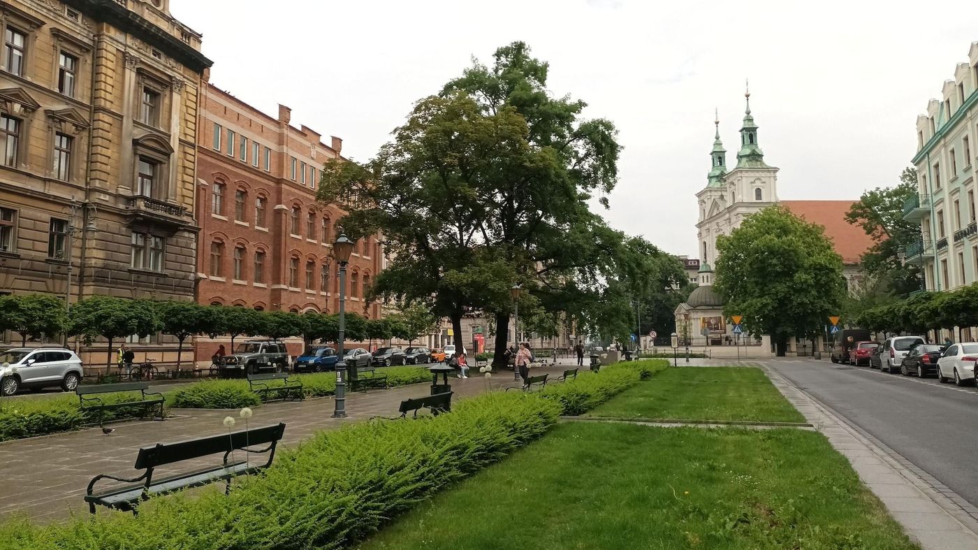 Cracow-Central-Aparthotel-General-view-4