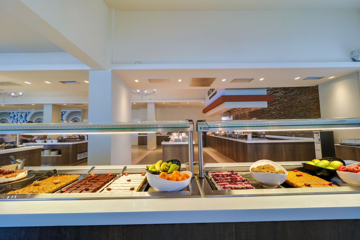 Bomo-Olympus-Grand-Restaurant-52