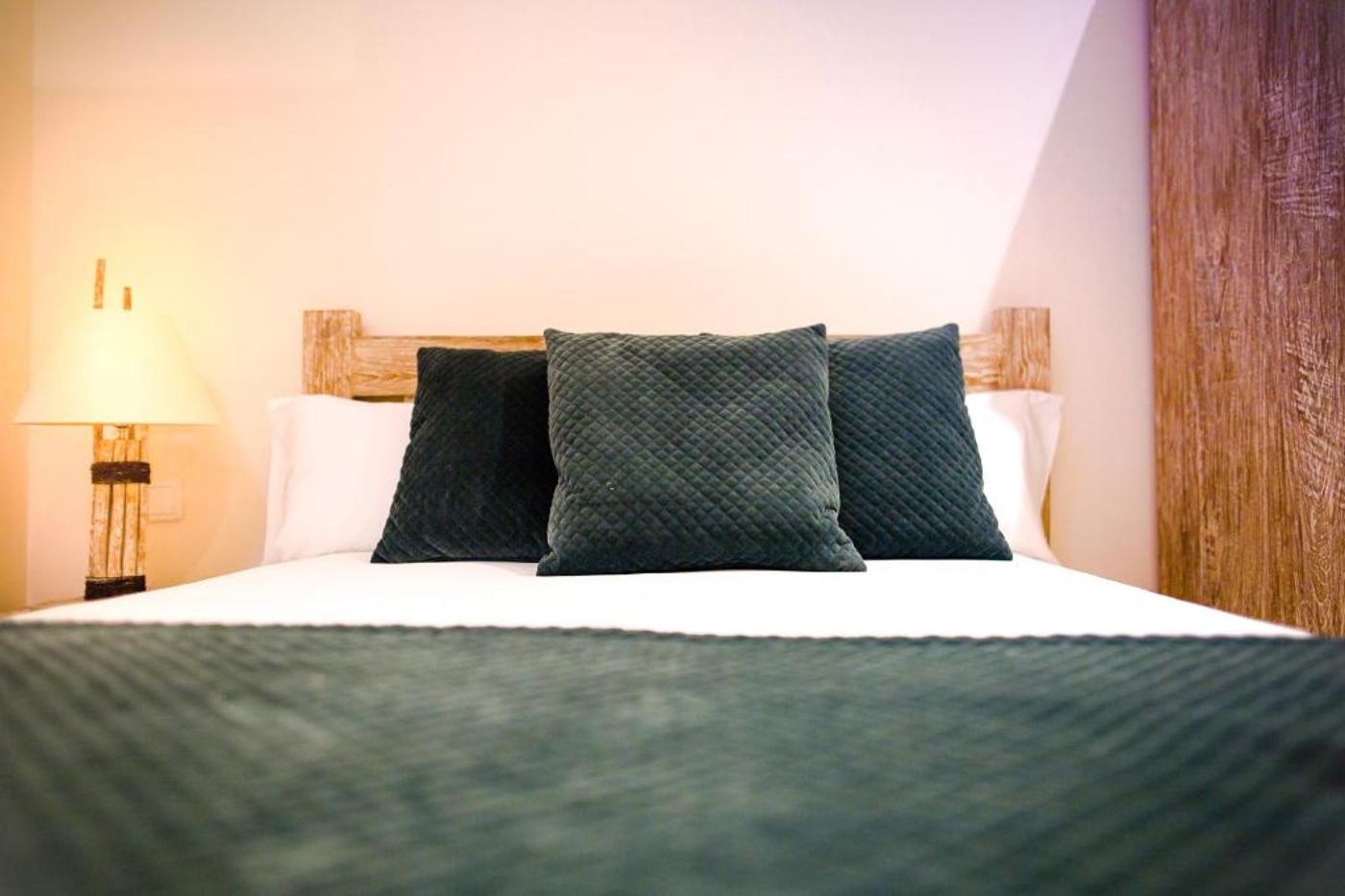 La Bodega Suites-Spain-L'Hospitalet de Llobregat-Room-7