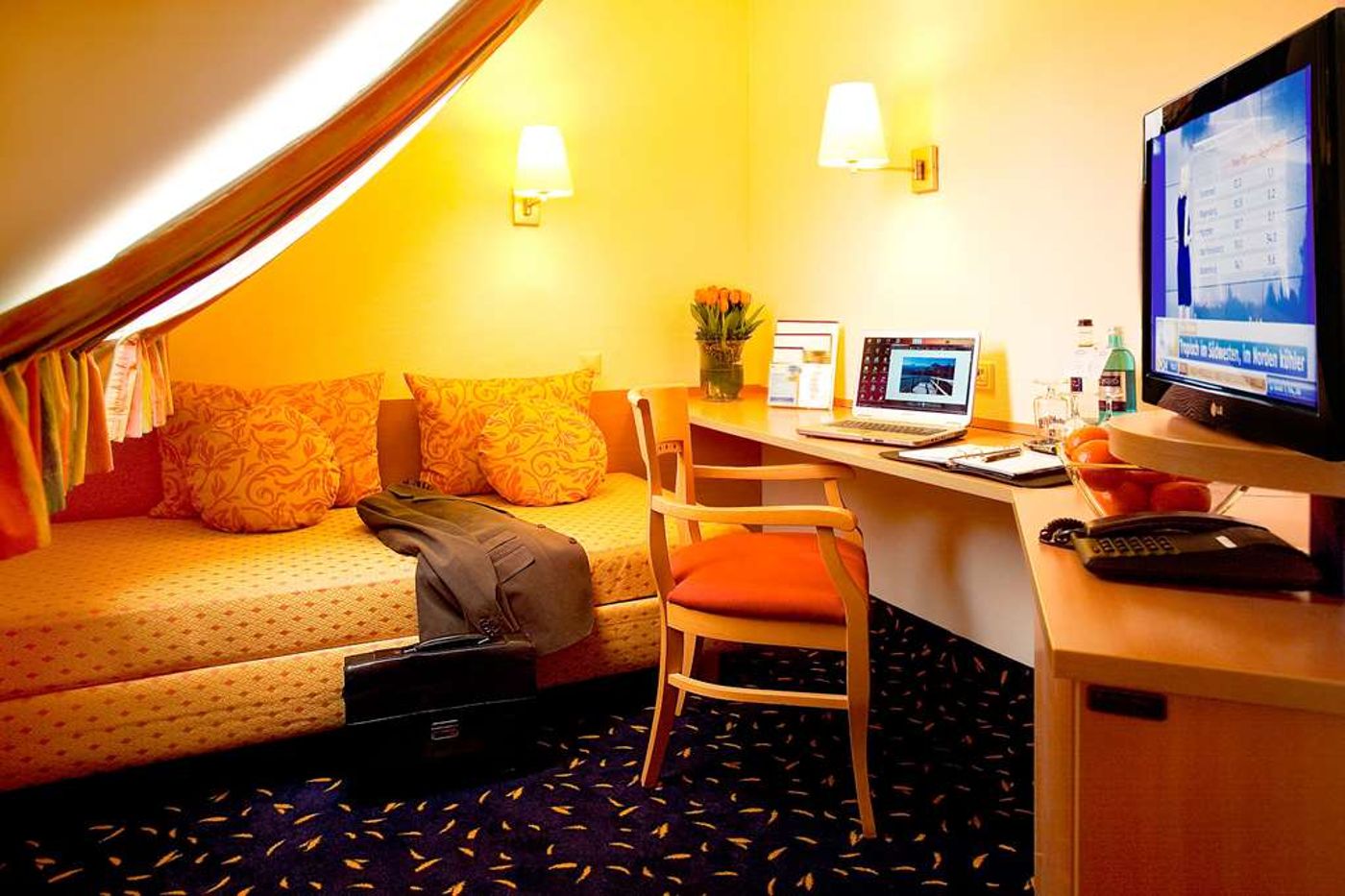 Favored Hotel Plaza - Germany - FRANKFURT AM MAIN - Room - 9