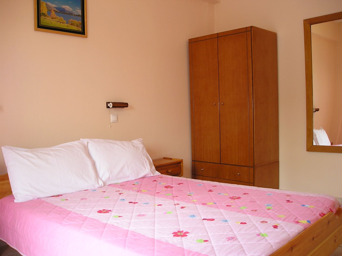 River-Studios-and-Apartments-Room-23