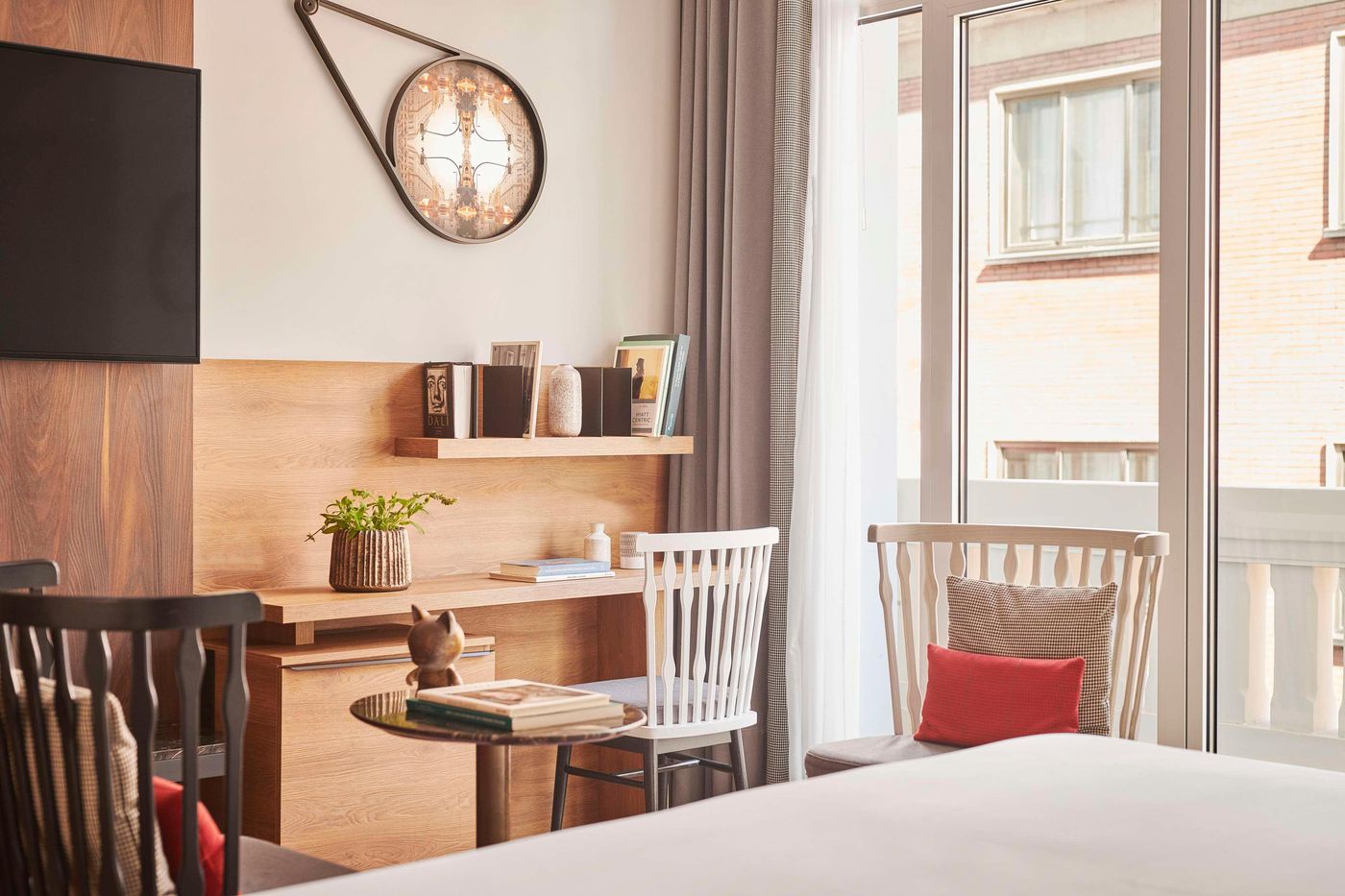 Hyatt-Centric-Gran-Via-Madrid-Room-68