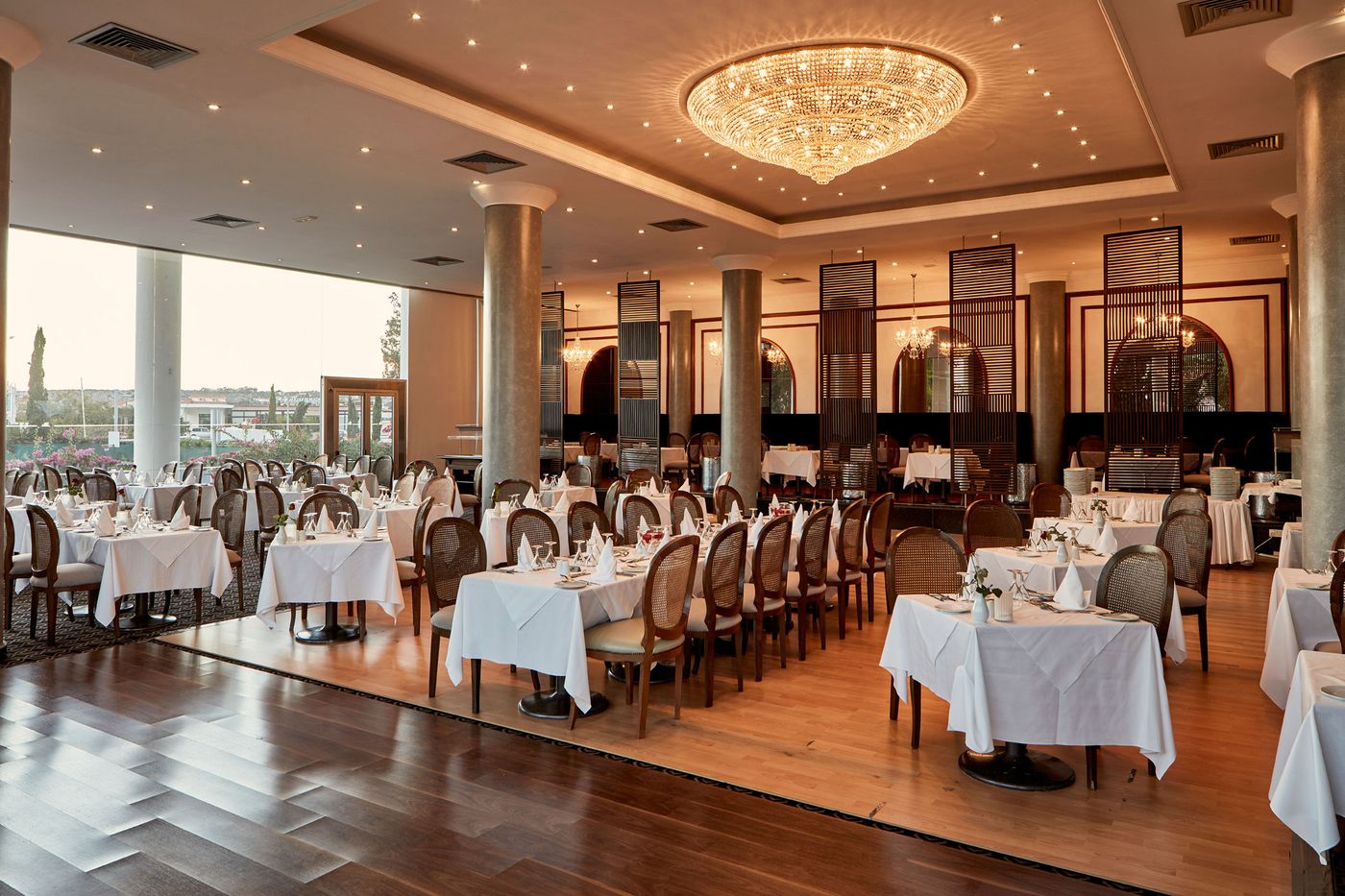 Grecian-Park-Hotel-Restaurant-43