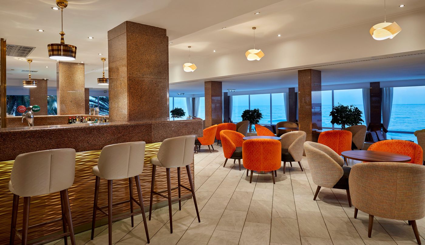 Holiday-Inn-Algarve-Bar-30
